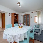 דירה With Parking Space Savar, Dugi Otok - 12762 Brbinj