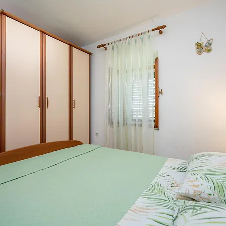 With A Parking Space Savar, Dugi Otok - 12762 Apartment *