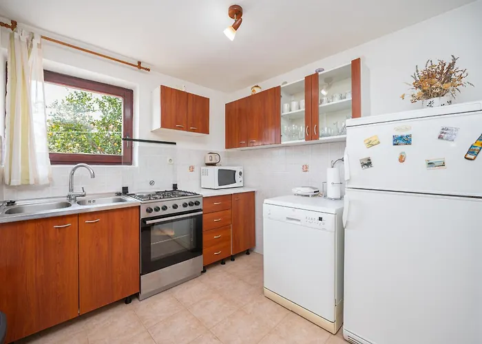 With Parking Space Savar, Dugi Otok - 12762 Apartman *