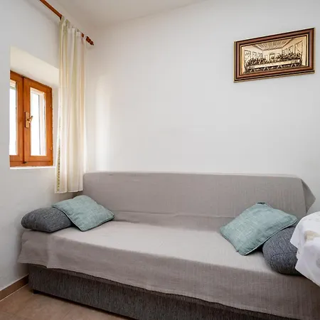 아파트 With Parking Space Savar, Dugi Otok - 12762