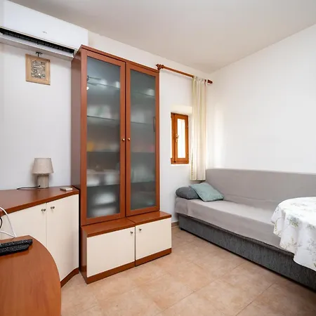 With Parking Space Savar, Dugi Otok - 12762 Brbinj