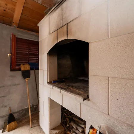 With Parking Space Savar, Dugi Otok - 12762 Apartman