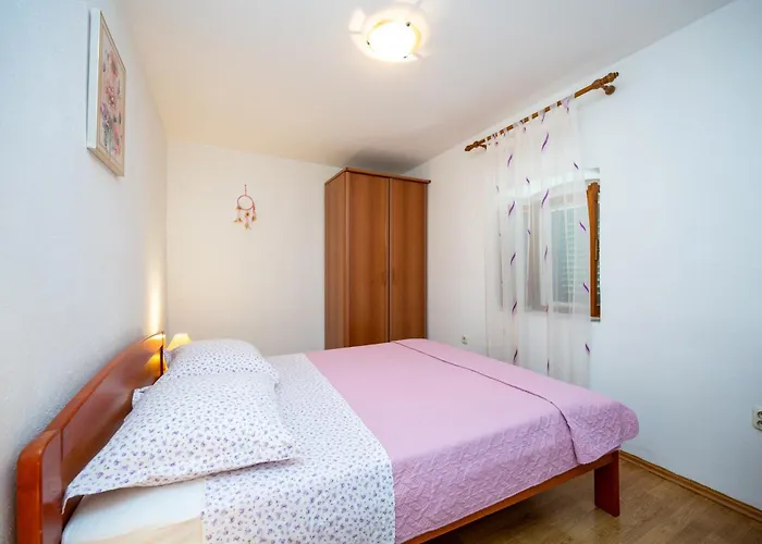 Апартаменты With Parking Space Savar, Dugi Otok - 12762